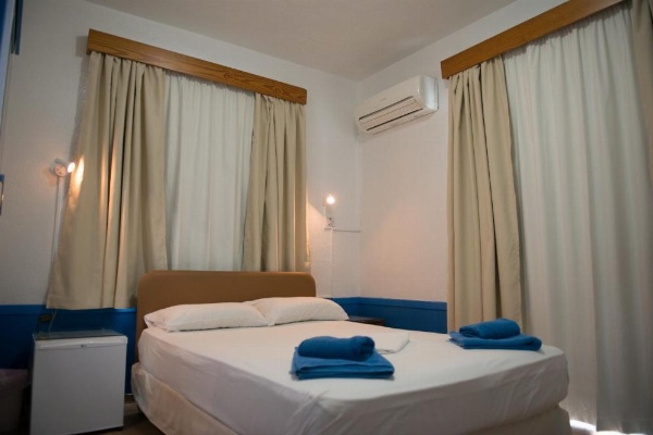 Le Village Hotel image 24