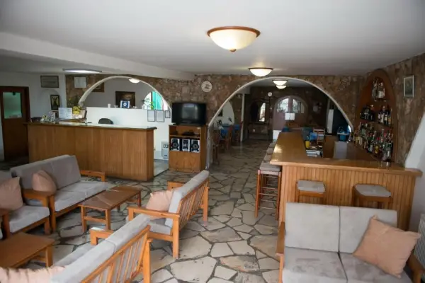 Le Village Hotel 9